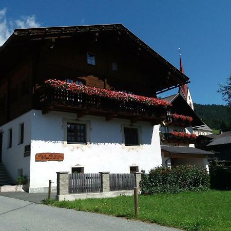 Haus Antonius Hotel Sankt Lorenzen im Lesachtal Exterior photo