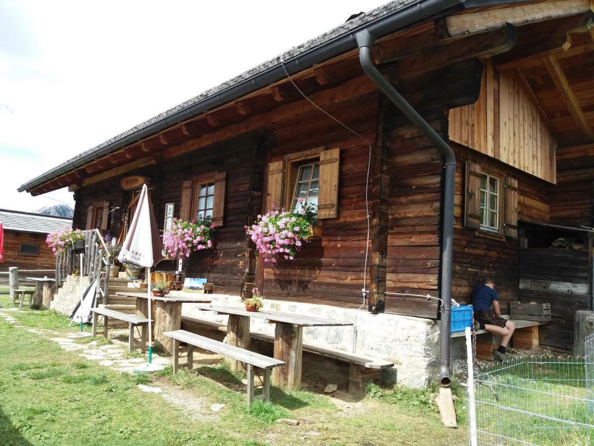 Haus Antonius Hotel Sankt Lorenzen im Lesachtal Exterior photo